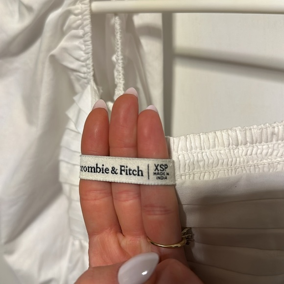 Abercrombie & Fitch Emerson Linen-Blend Puff Sleeve Mini Dress - Picture 3 of 3